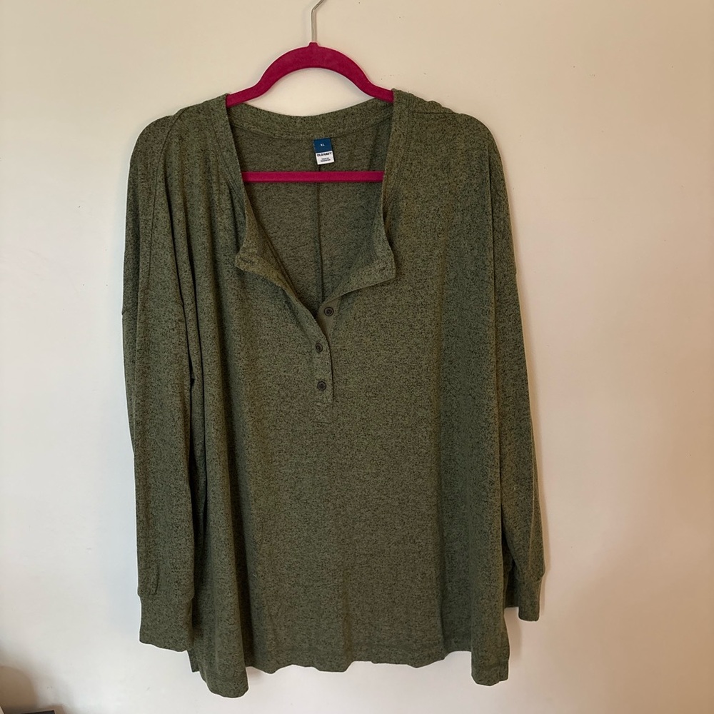 Old Navy Green Long Sleeve Shirt